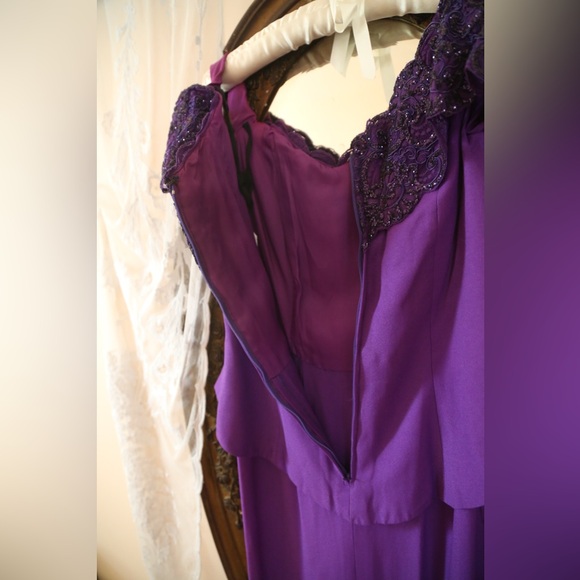 Vintage 80s Purple Sparkle Lace Peplum Dress - Picture 10 of 11